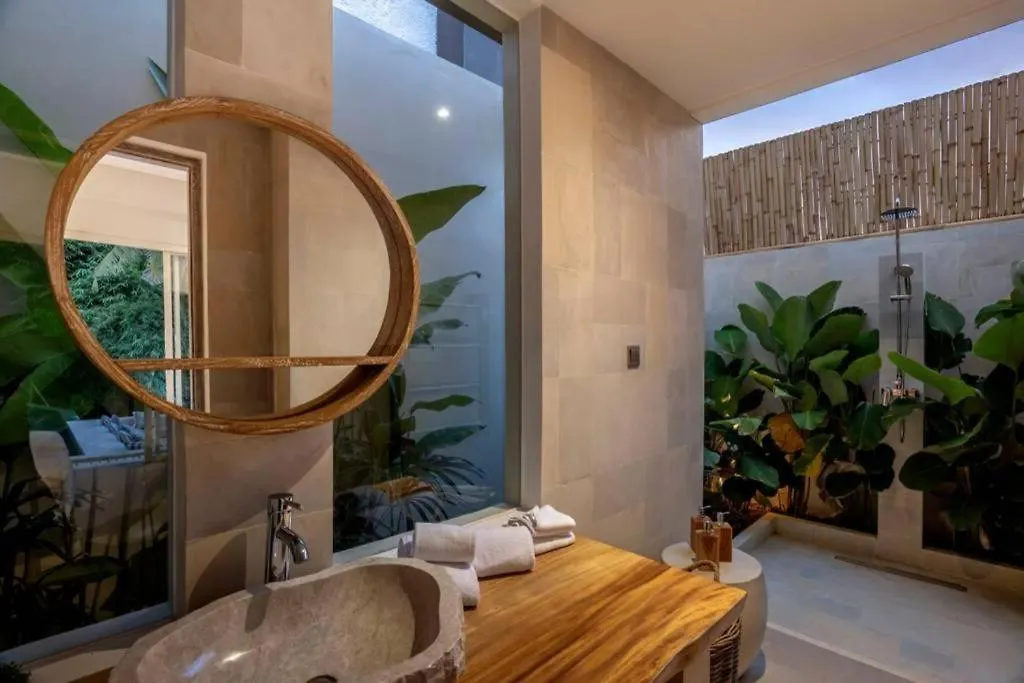 Yudhistira 5 Bedroom Green View Villa Cyn Ubud